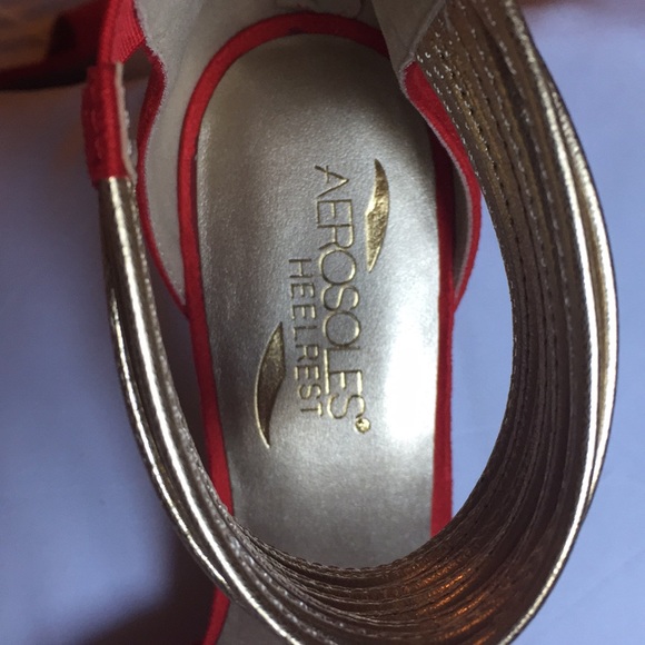 👠Beautiful Aerosoles Back Zip Shoes👠 - Picture 7 of 8